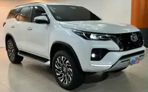 Toyota Fortuner 2022